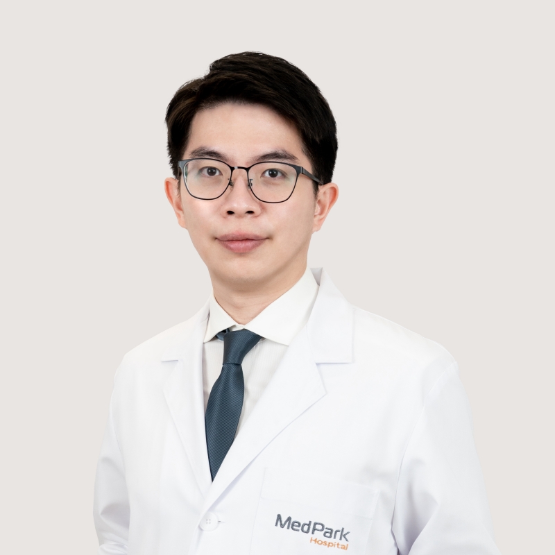 Dr Santi  Kulpatcharapong